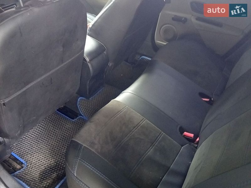 Фото Renault 3 з оголошення AUTO.RIA