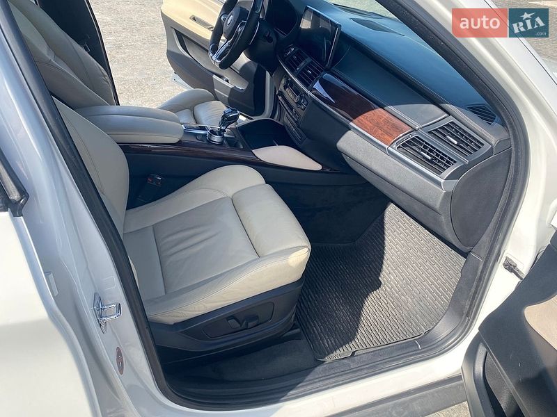 Фото BMW X6 з оголошення AUTO.RIA