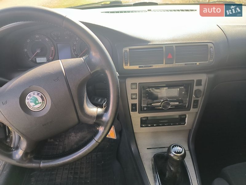 Фото Skoda Superb з оголошення AUTO.RIA