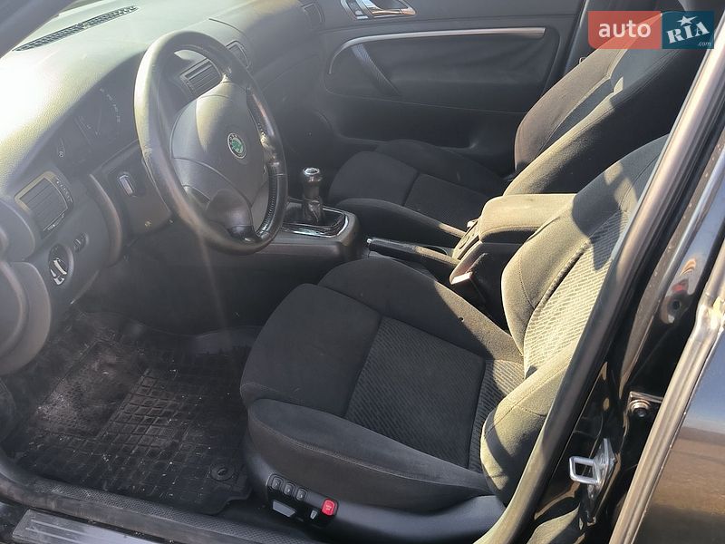 Фото Skoda Superb з оголошення AUTO.RIA