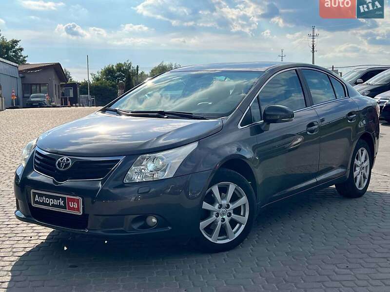 Фото Toyota Avensis з оголошення AUTO.RIA