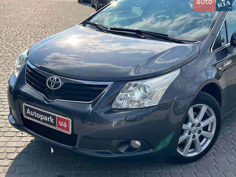 Фото Toyota Avensis з оголошення AUTO.RIA