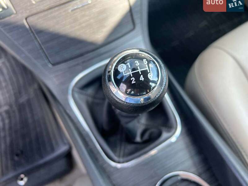 Фото Toyota Avensis з оголошення AUTO.RIA
