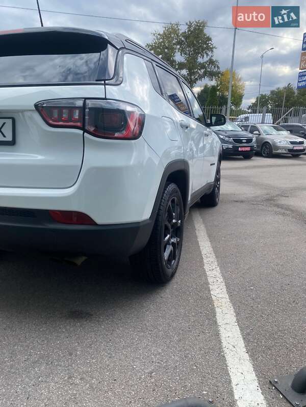 Фото Jeep Compass з оголошення AUTO.RIA