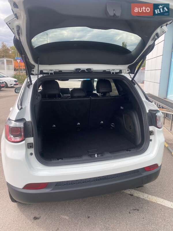 Фото Jeep Compass з оголошення AUTO.RIA