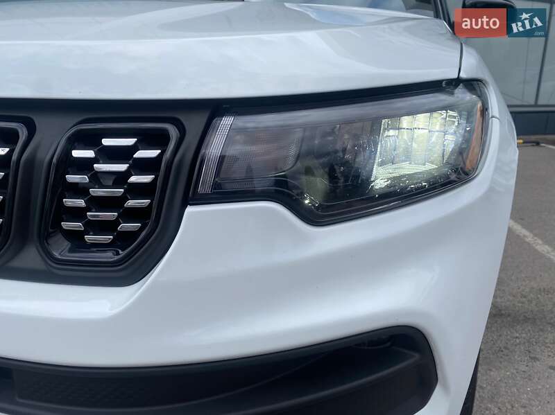 Фото Jeep Compass з оголошення AUTO.RIA