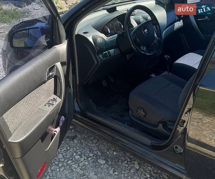 Фото Chevrolet Aveo з оголошення AUTO.RIA