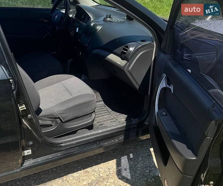 Фото Chevrolet Aveo з оголошення AUTO.RIA