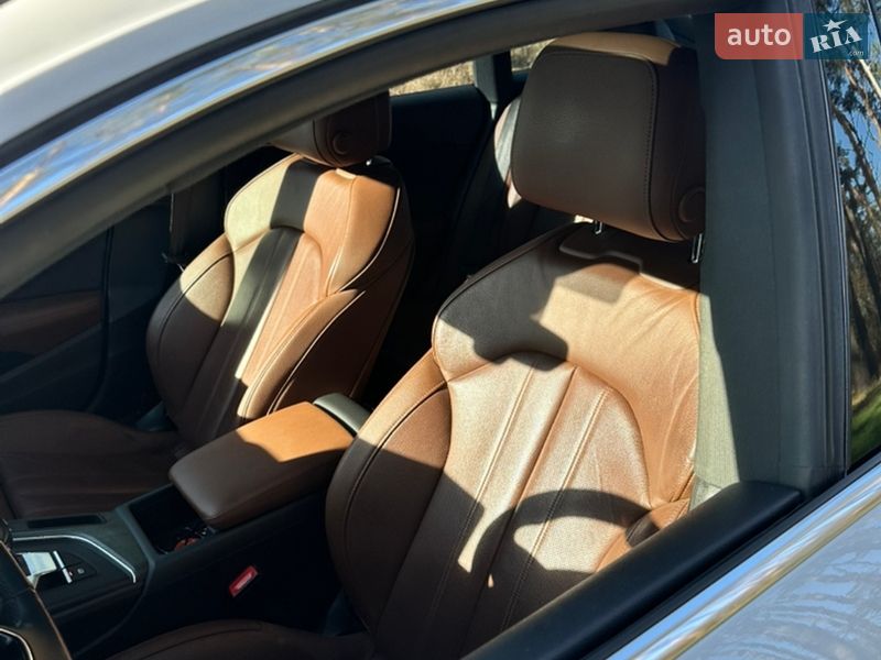Фото Audi A5 Sportback з оголошення AUTO.RIA