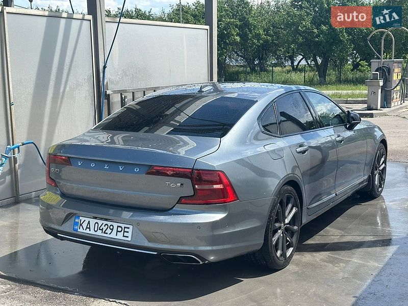 Фото Volvo S90 з оголошення AUTO.RIA