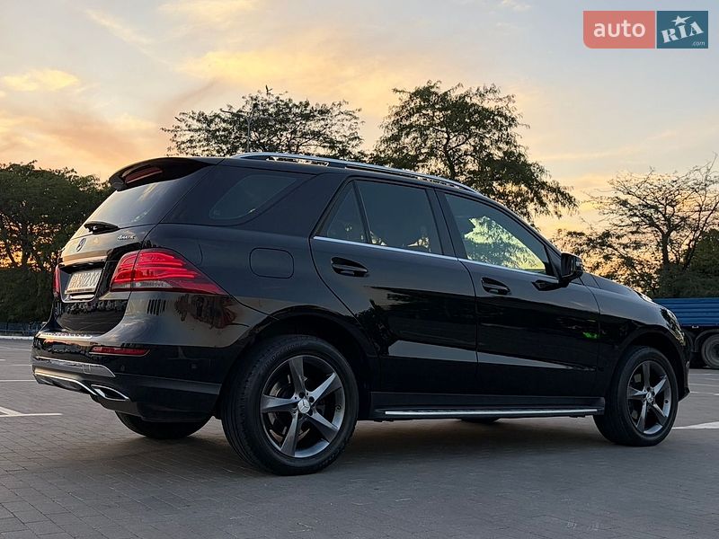 Фото Mercedes-Benz GLE-Class з оголошення AUTO.RIA