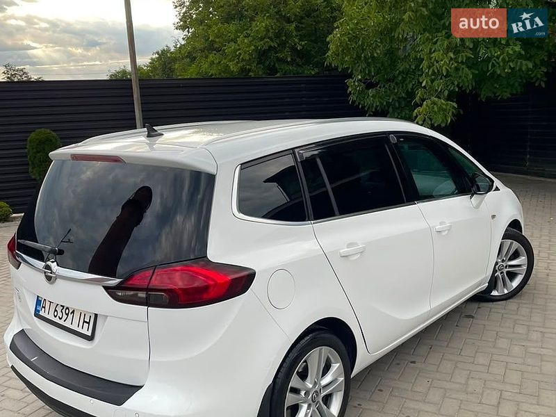 Фото Opel Zafira з оголошення AUTO.RIA