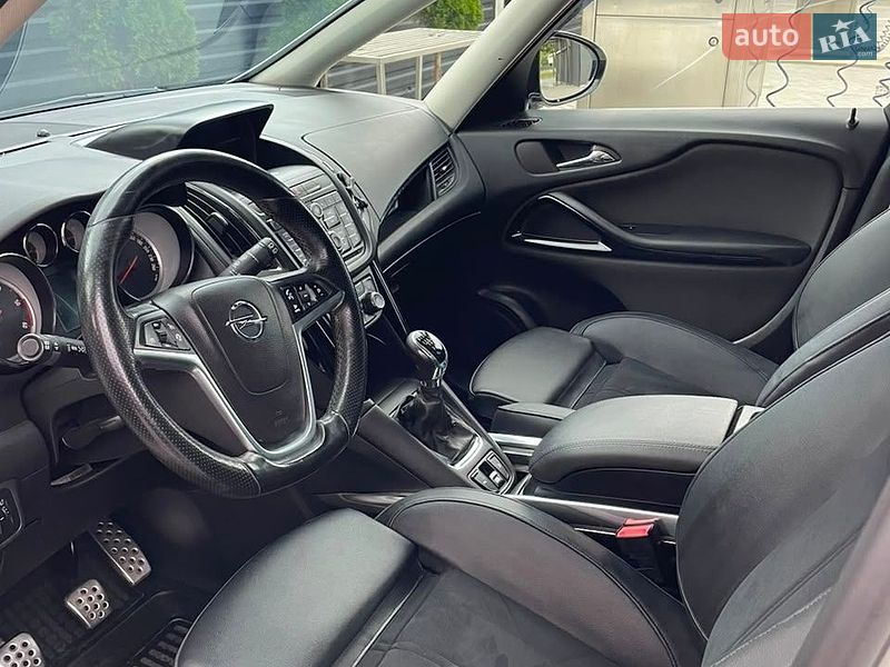 Фото Opel Zafira з оголошення AUTO.RIA