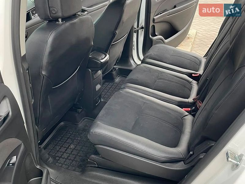 Фото Opel Zafira з оголошення AUTO.RIA