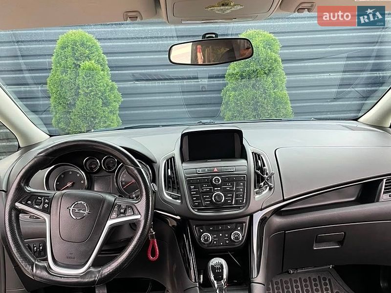 Фото Opel Zafira з оголошення AUTO.RIA