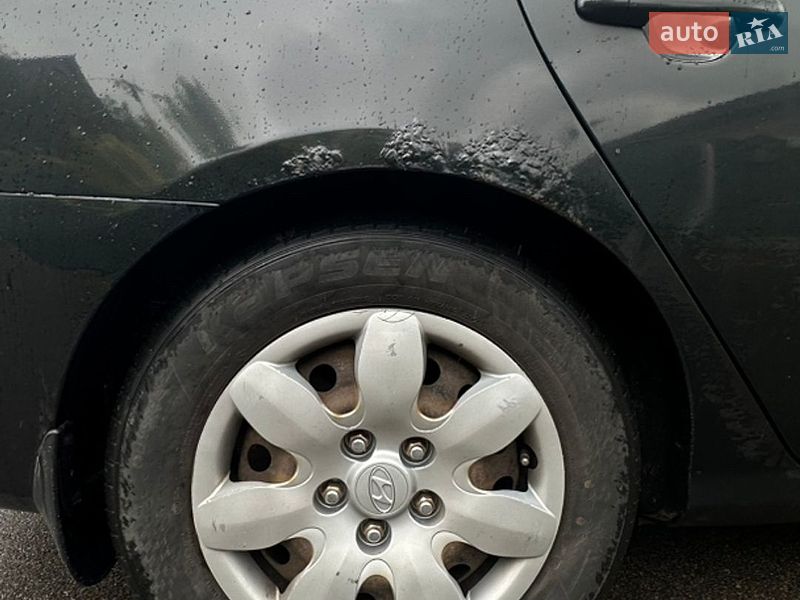 Фото Hyundai Elantra з оголошення AUTO.RIA