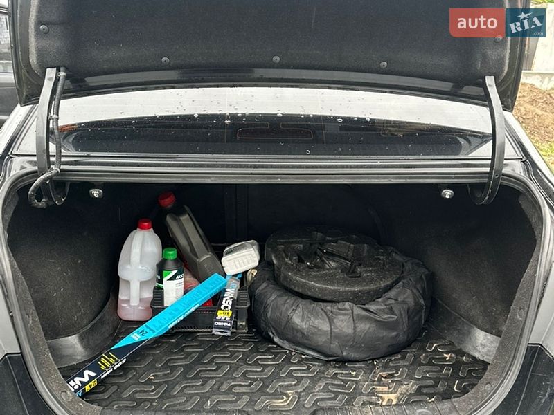 Фото Hyundai Elantra з оголошення AUTO.RIA