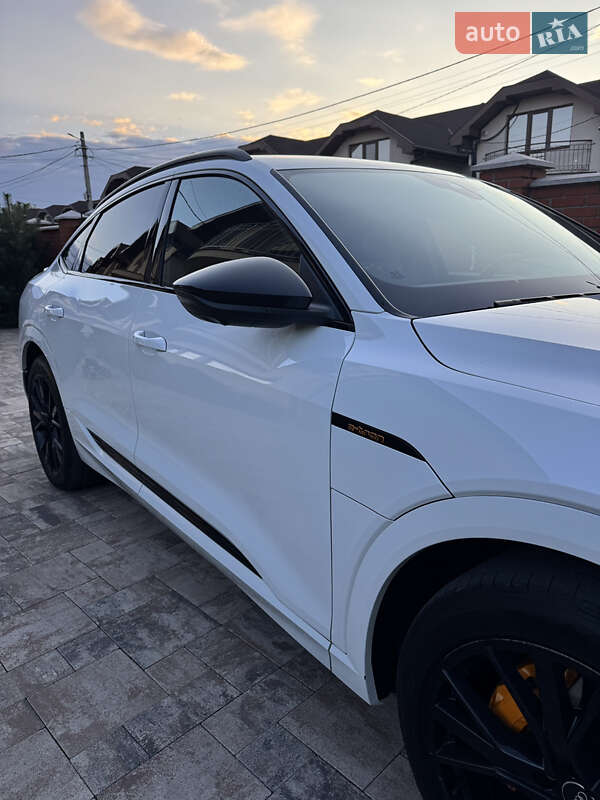 Фото Audi e-tron Sportback з оголошення AUTO.RIA