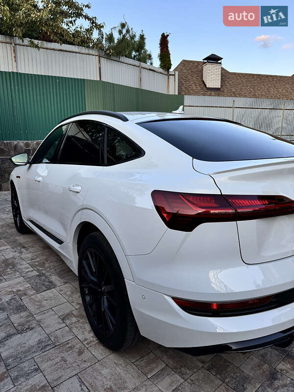 Фото Audi e-tron Sportback з оголошення AUTO.RIA