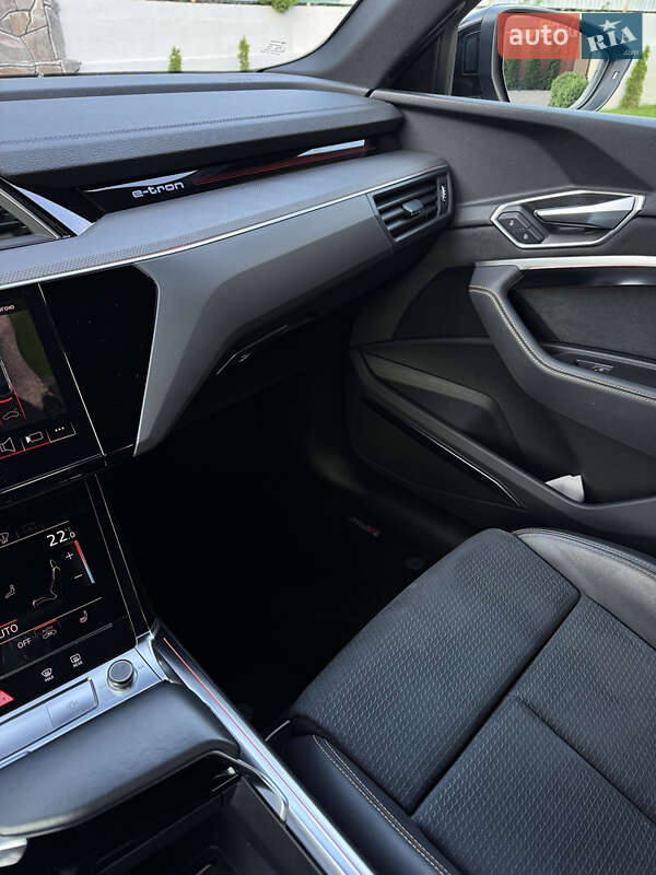 Фото Audi e-tron Sportback з оголошення AUTO.RIA