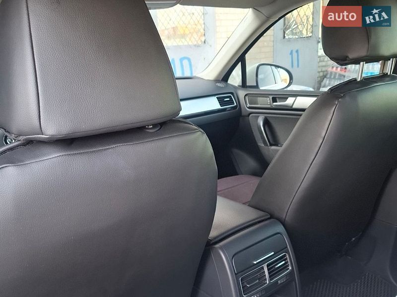 Фото Volkswagen Touareg з оголошення AUTO.RIA