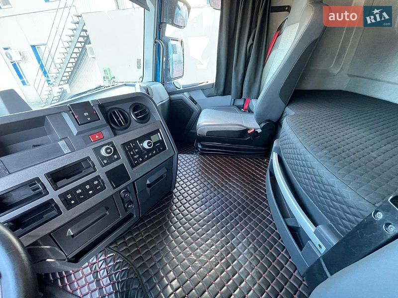 Фото Renault Range T/T-Series з оголошення AUTO.RIA