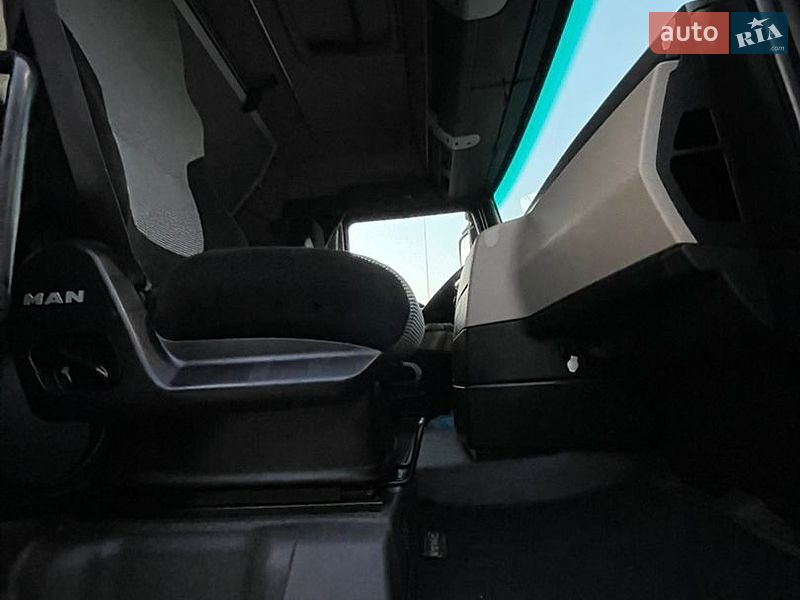 Фото MAN TGX з оголошення AUTO.RIA