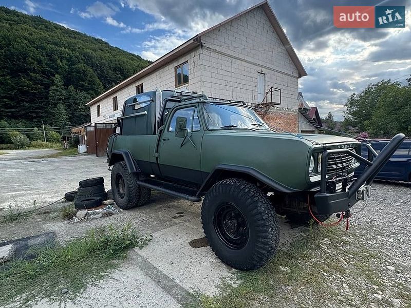 Фото Dodge M 880 з оголошення AUTO.RIA