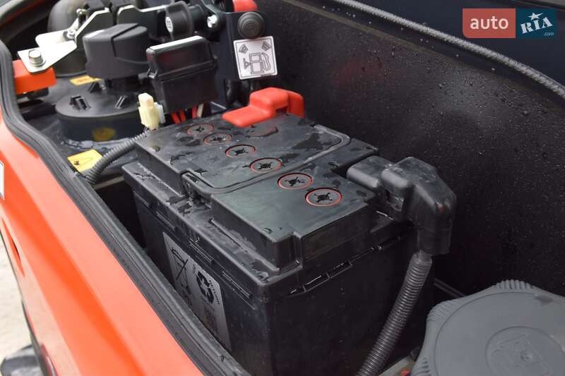 Фото Kubota U 27-4 з оголошення AUTO.RIA