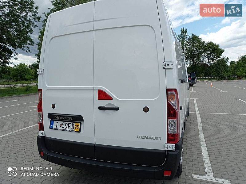 Фото Renault Master з оголошення AUTO.RIA