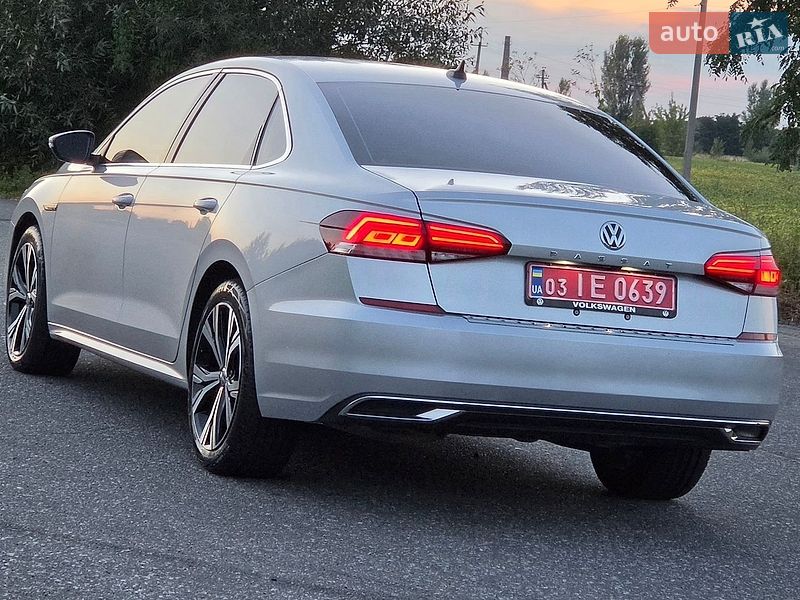 Фото Volkswagen Passat з оголошення AUTO.RIA