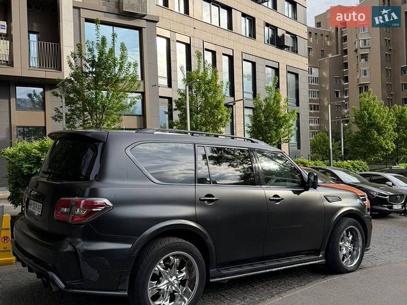 Фото Nissan Patrol з оголошення AUTO.RIA