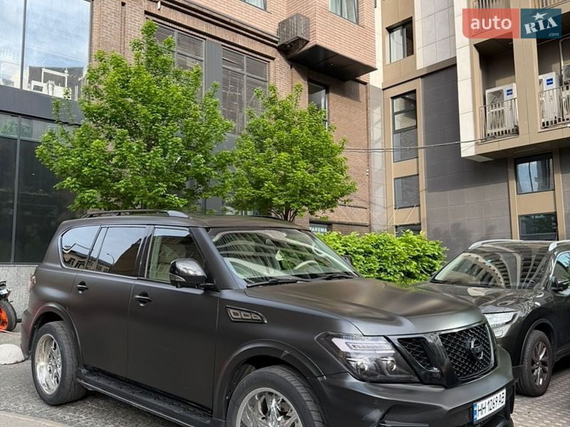 Фото Nissan Patrol з оголошення AUTO.RIA