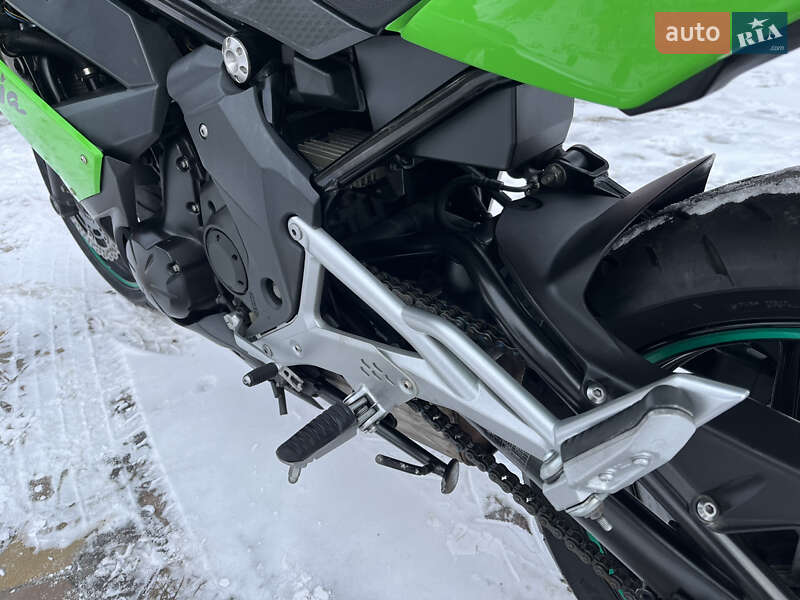 Фото Kawasaki Ninja 400R з оголошення AUTO.RIA