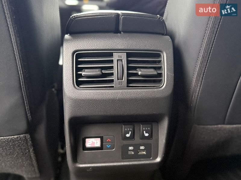 Фото Nissan Rogue з оголошення AUTO.RIA