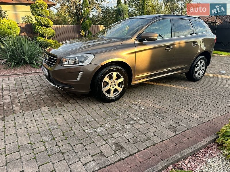 Фото Volvo XC60 з оголошення AUTO.RIA