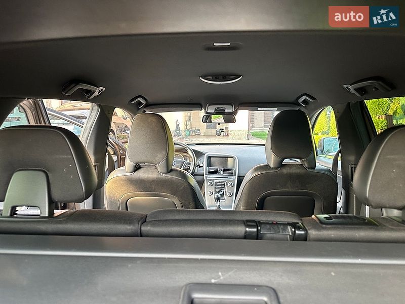 Фото Volvo XC60 з оголошення AUTO.RIA