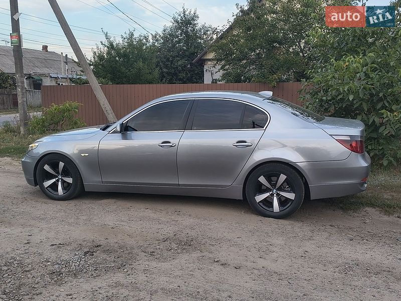 Фото BMW 5 Series з оголошення AUTO.RIA