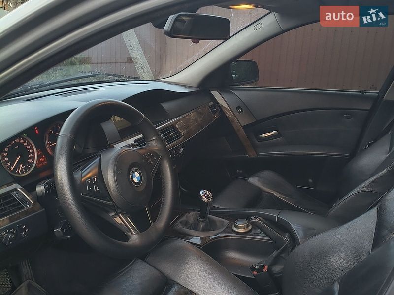 Фото BMW 5 Series з оголошення AUTO.RIA