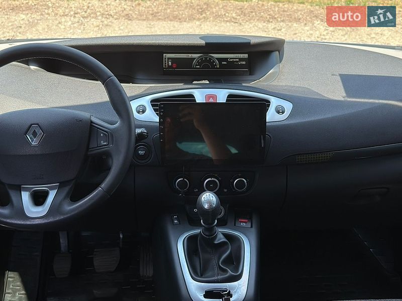 Фото Renault Scenic з оголошення AUTO.RIA