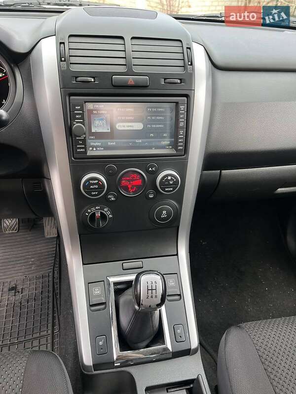 Фото Suzuki Grand Vitara з оголошення AUTO.RIA