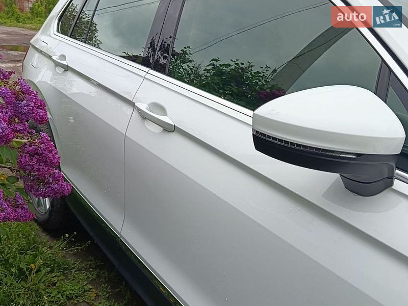 Фото Volkswagen Tiguan з оголошення AUTO.RIA