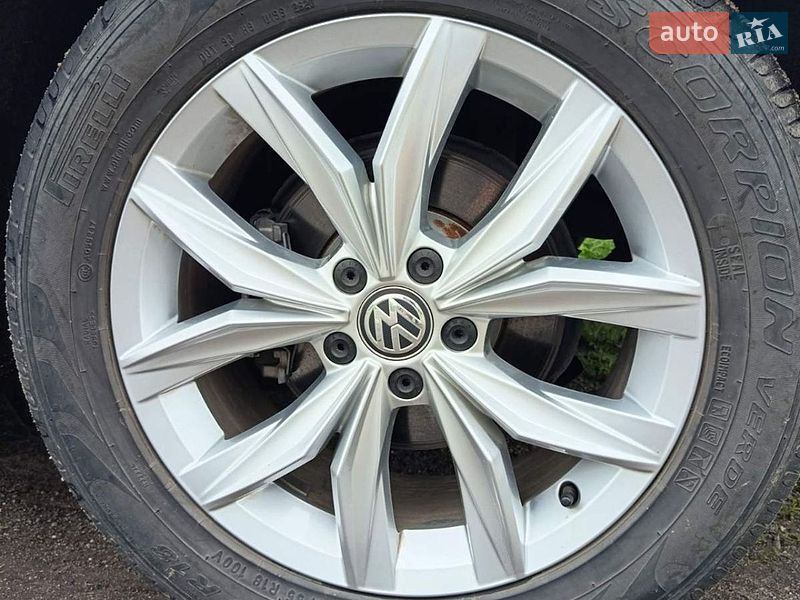 Фото Volkswagen Tiguan з оголошення AUTO.RIA