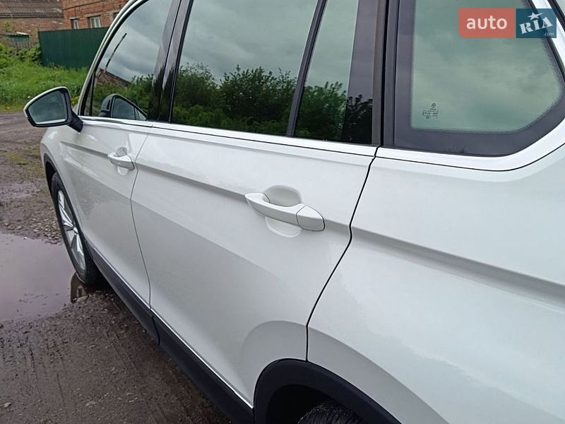 Фото Volkswagen Tiguan з оголошення AUTO.RIA