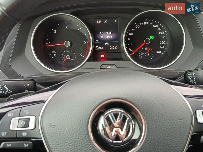Фото Volkswagen Tiguan з оголошення AUTO.RIA