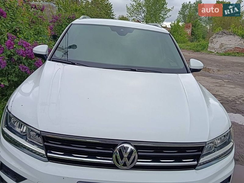Фото Volkswagen Tiguan з оголошення AUTO.RIA