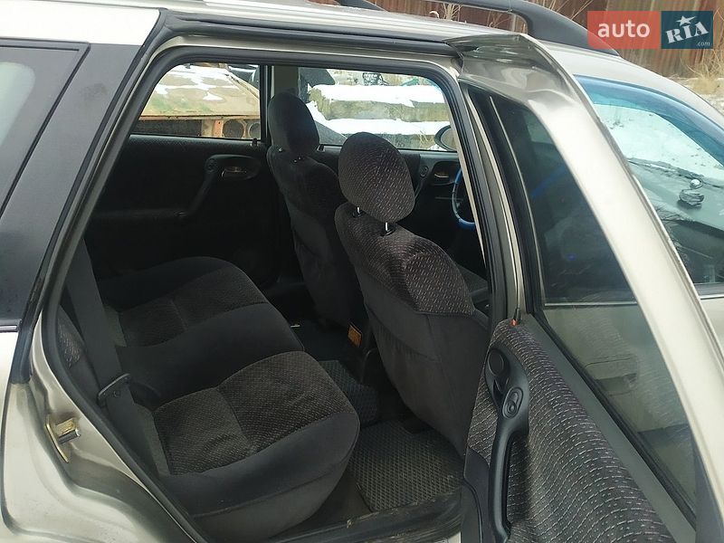 Фото Opel Vectra з оголошення AUTO.RIA