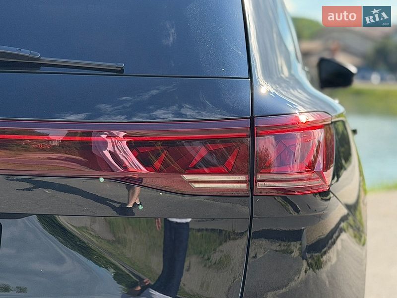 Фото Volkswagen Touareg з оголошення AUTO.RIA