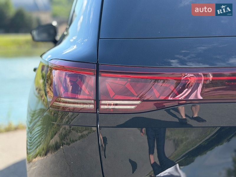 Фото Volkswagen Touareg з оголошення AUTO.RIA