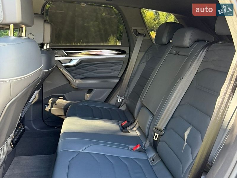 Фото Volkswagen Touareg з оголошення AUTO.RIA